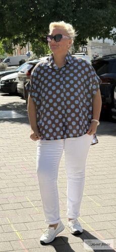 Leonóra pöttyös blúz